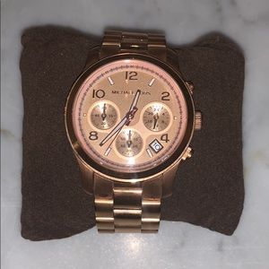 Michael Kors Runway Rose Gold Watch